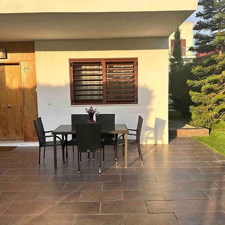 Modern 5-Bedroom Villa With Pool Montequinto Exterior foto